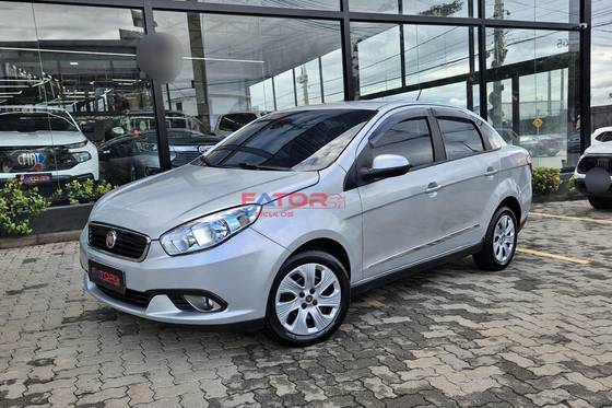 FIAT GRAND SIENA 1.4 MPI ATTRACTIVE 8V FLEX 4P MANUAL FIAT GRAND SIENA 1.4 MPI ATTRACTIVE 8V FLEX 4P MANUAL